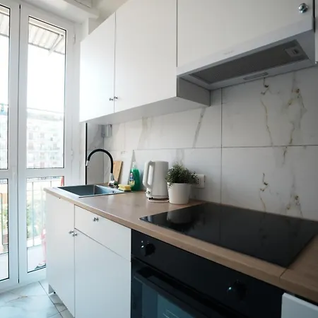 Lumiere Bloom アパート