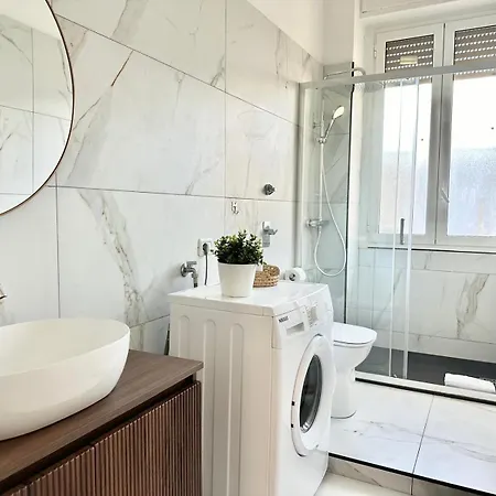 Lumiere Bloom דירה *